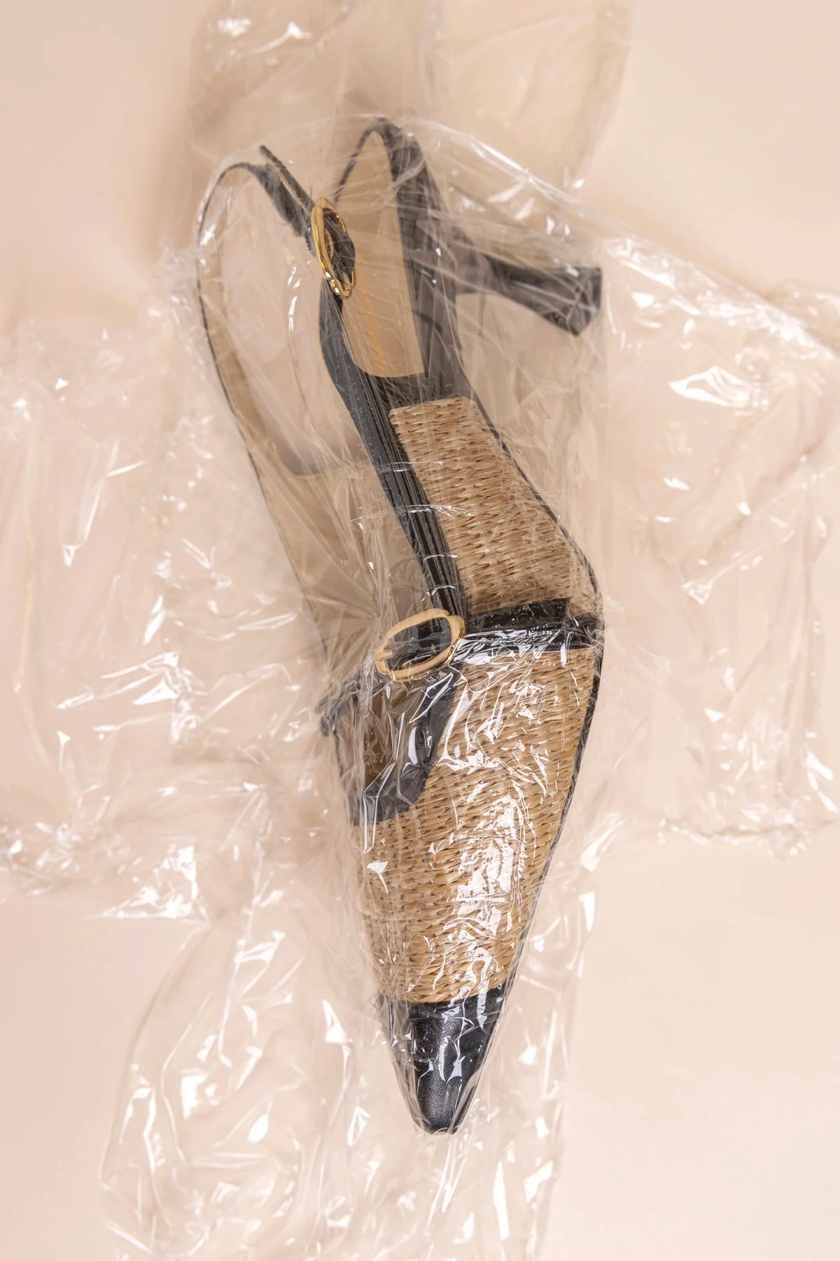 Ines Pump Natural Raffia and Black Leather - Image 6