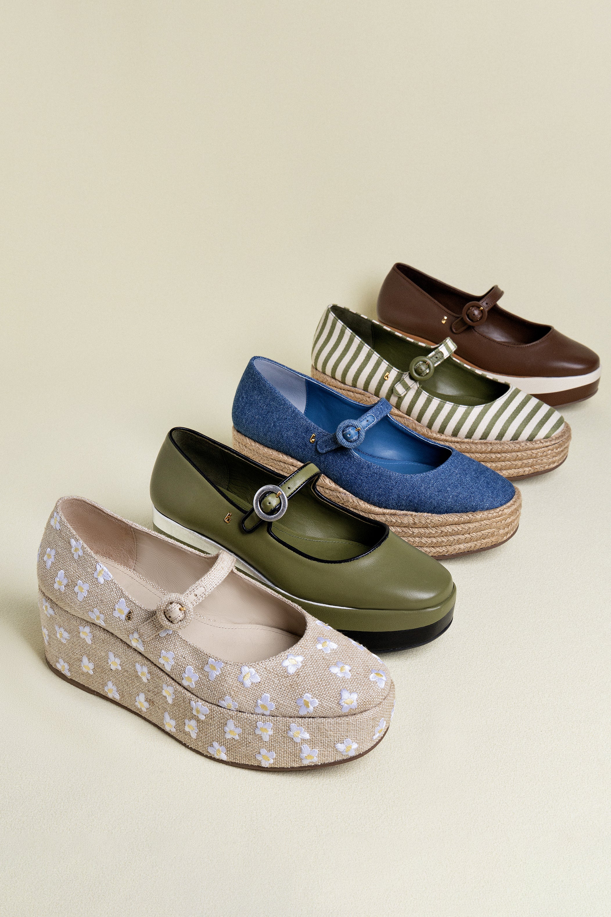 Blair Flatform In Raw Linen and Daisy Embroidery - Image 6